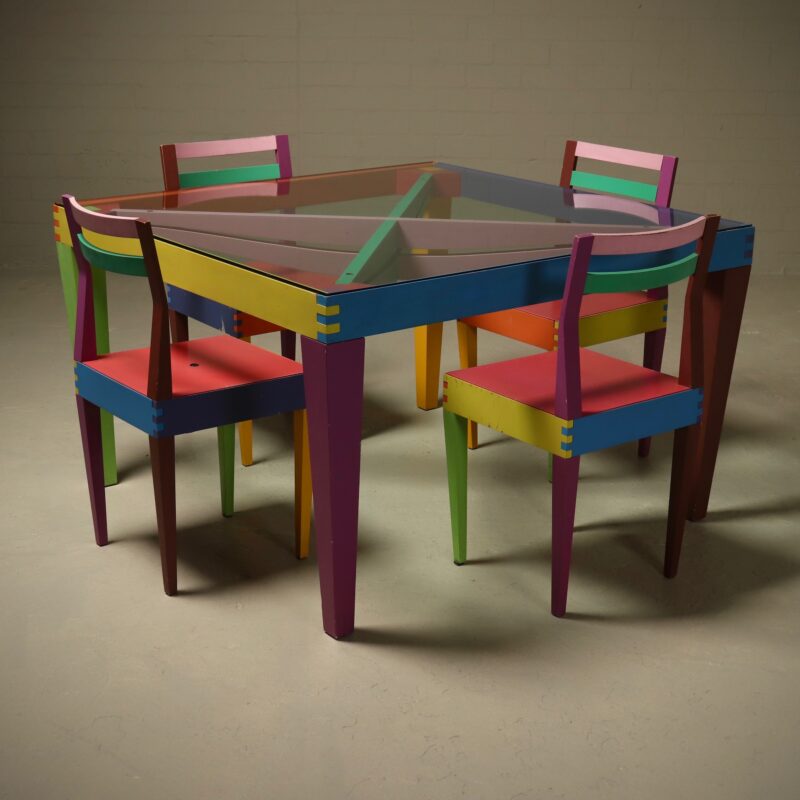 rare complete dining set designed by Massimo Morozzi for the Giorgetti Matrix “Dry” series, dating from the 1980s.